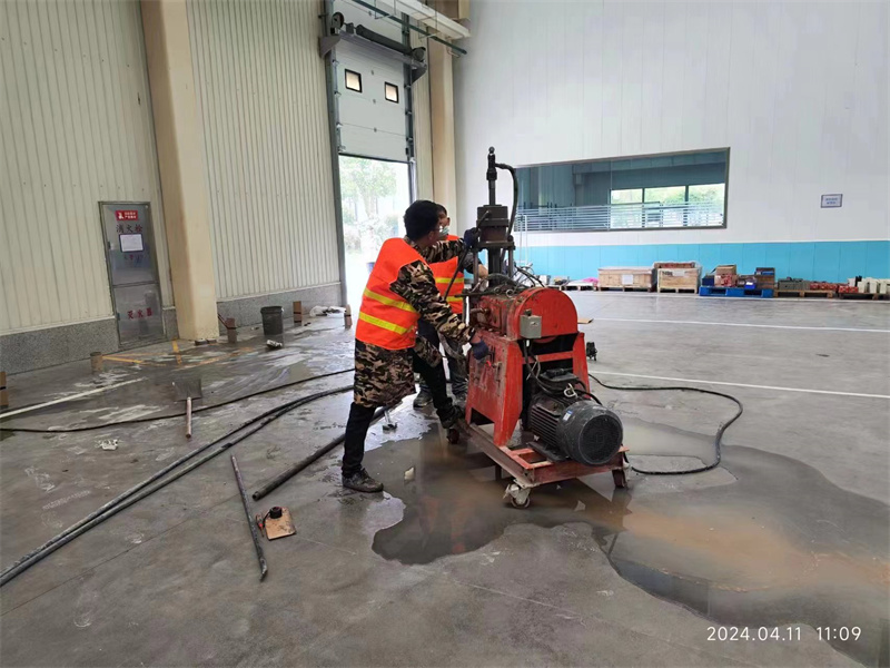 如东厂房地面下沉塌陷注浆加固施工